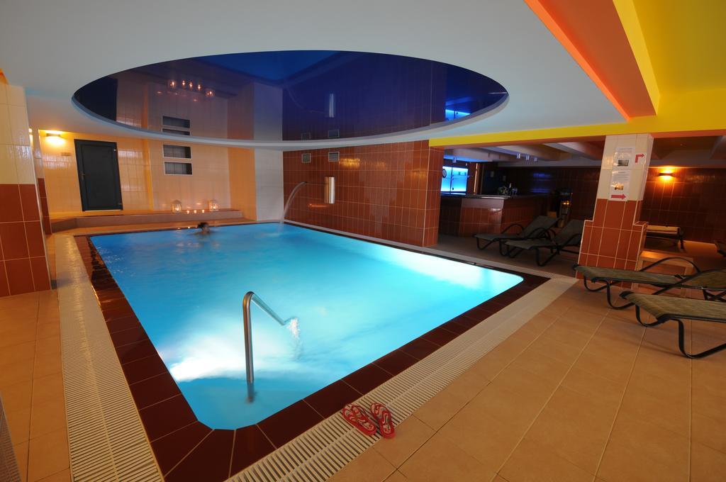 Wellness Resort Energetic Rožnov pod Radhoštěm Eksteriør bilde